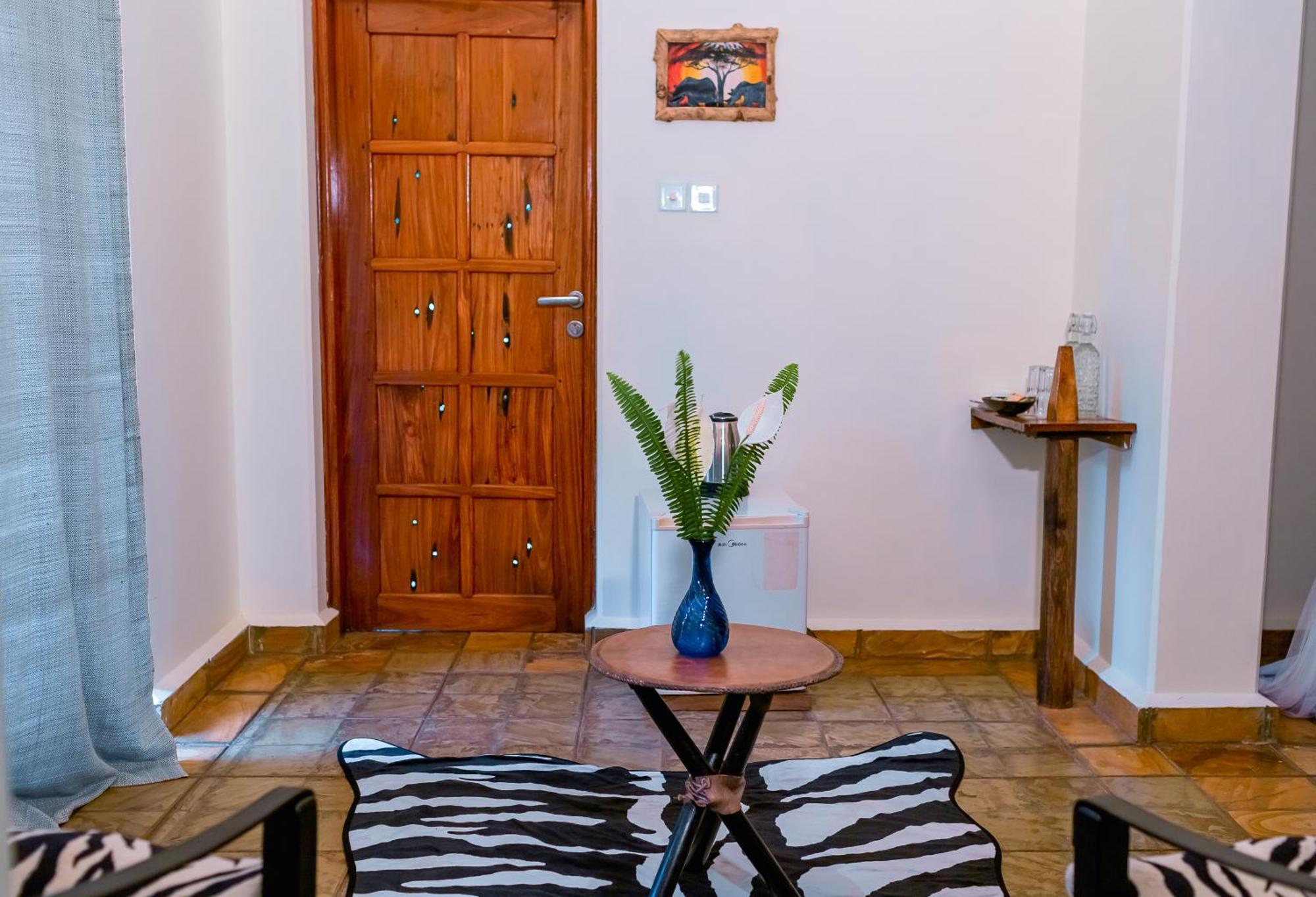 Weru Weru River Lodge Moshi Bagian luar foto
