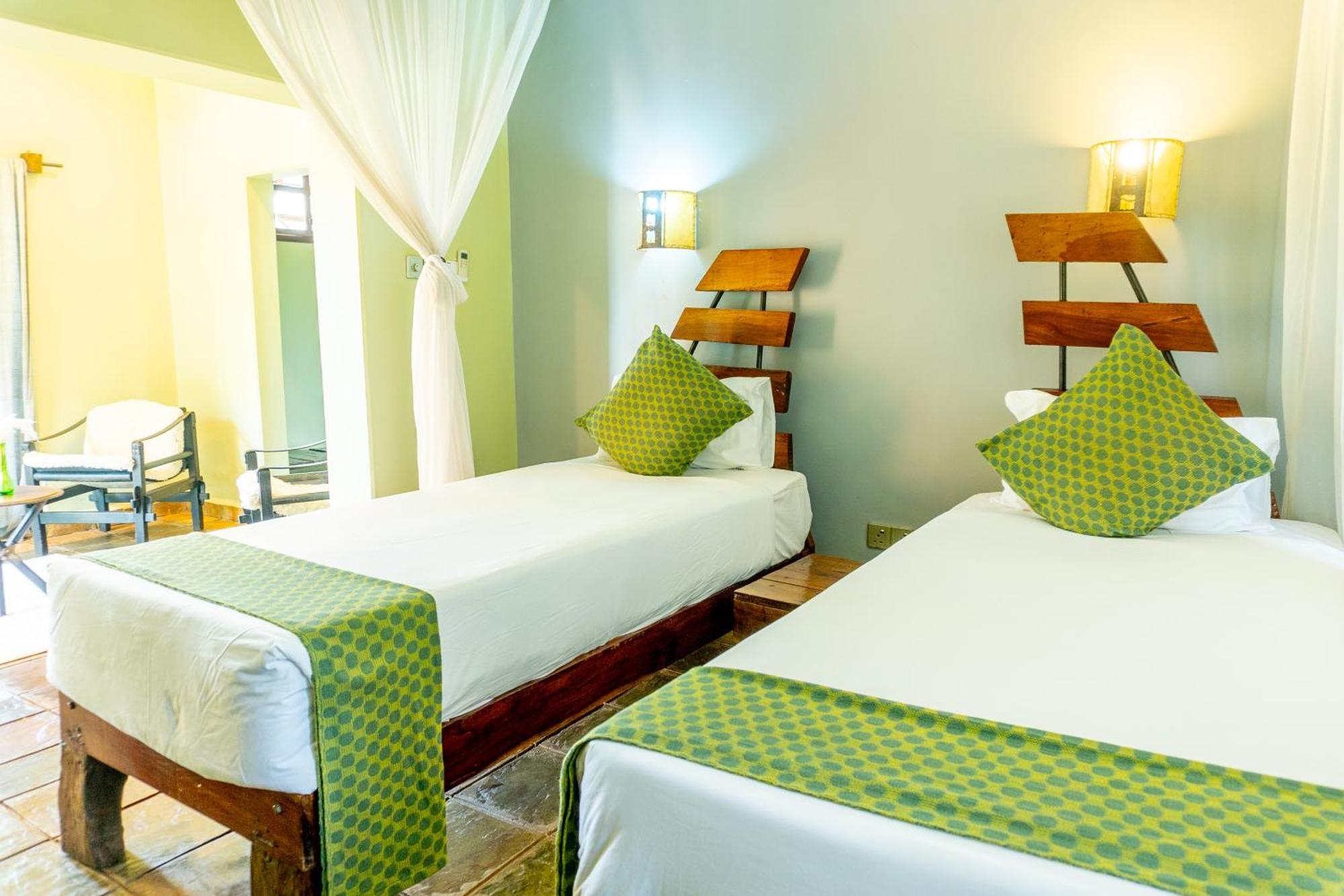 Weru Weru River Lodge Moshi Bagian luar foto